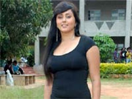 Namitha joins Love College