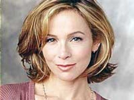 Jennifer Grey clinches ‘Dancing With the Stars’ trophy