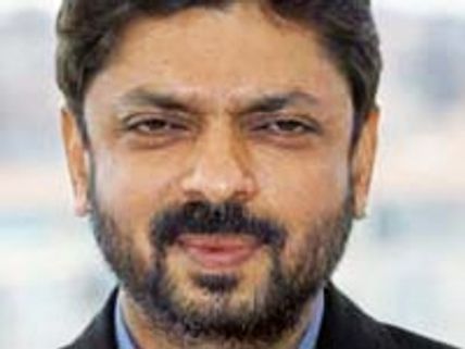 Sanjay Bhansali: I would like Aamir to see Guzaarish 