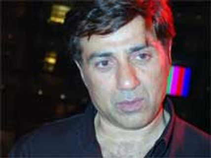 Sunny Deol's son following his footsteps