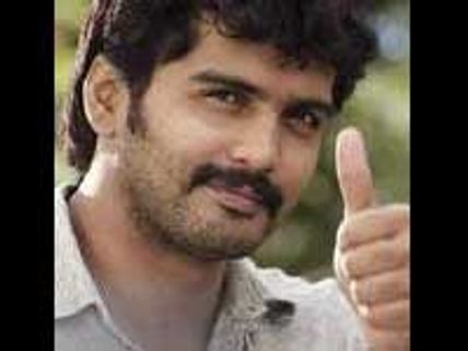 Vinay Rai enjoys his stint in Telugu