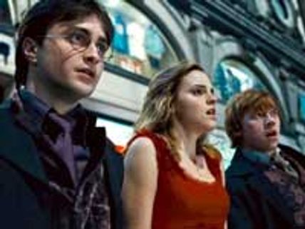 Harry Potter And Deathly Hallows tops Box Office again