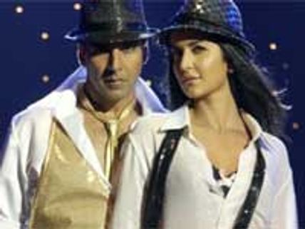 Akshay, Katrina to shake legs for Tees Maar Khan