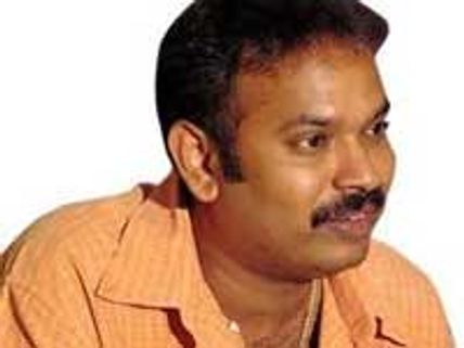 Venkat Prabhu sings in Mangaatha