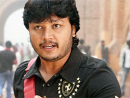 Ganesh-Chandru's war of words over Eno Onthara failure