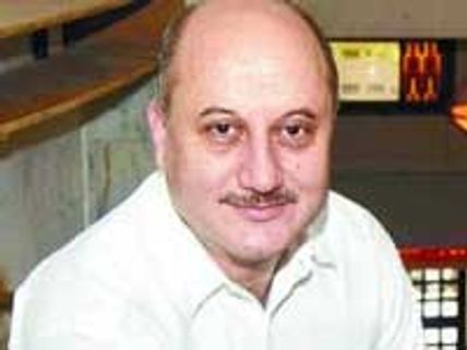 Anupam Kher adamant on playing a blind man