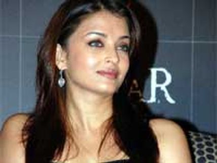 Aishwarya refused to dance with Shahrukh?