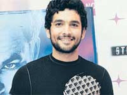 Diganth teams up with Prajwal Devaraj in Mr. Duplicate