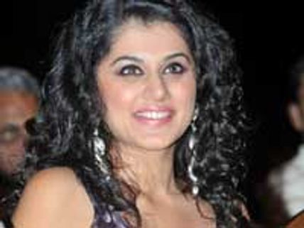 Tapasee opts out of Amitabh Bachchan's Buddha