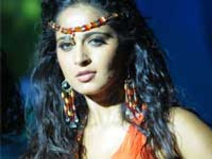 Anushka Shetty storms into Bollywood