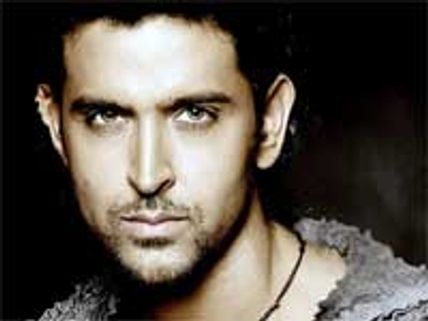 Hrithik stunned by his wax figure at Madame Tussauds