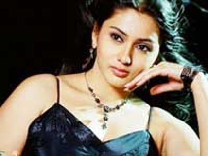 Namitha hits Jackpot!