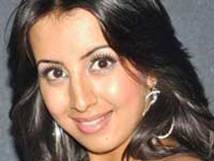 Sanjjana replaced by Sharmila Mandre in Dhan Dhana Dhan