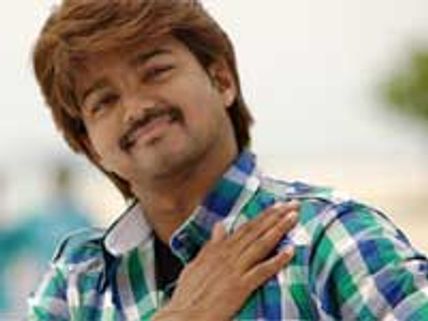 Kaavalan success makes Vijay an idiot?