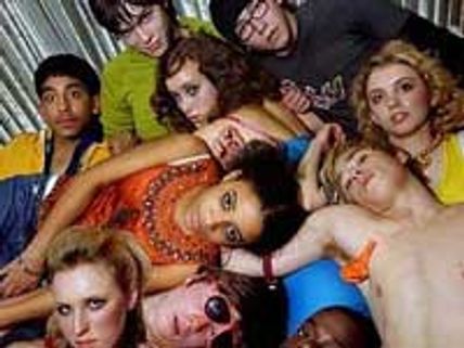 Elle violated child pornography laws