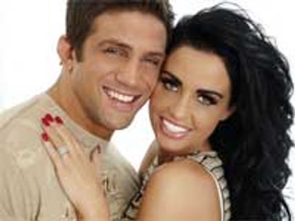 Katie Price still sleeping with Alex Reid occasionally