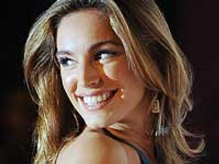 Kelly Brook, Thom Evans expecting baby girl