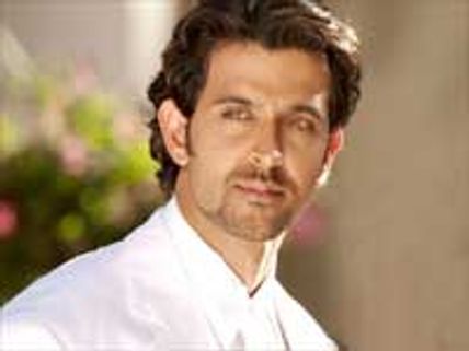 Hrithik Roshan casts a spell on girls
