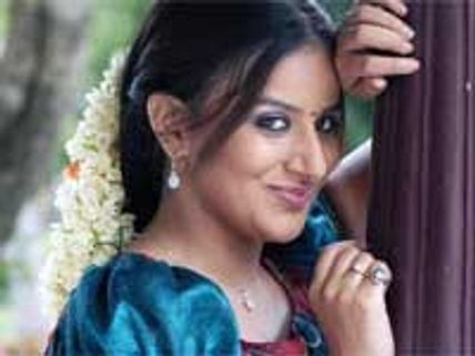 Pooja Gandhi's case against Shiva Ganapathy disposed