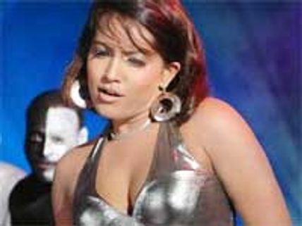 Meghna Naidu adds spice to 100% Love