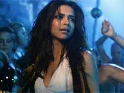Jaideep Sahni defends lyrics of Dum Maaro Dum