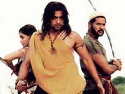 Urumi – Movie Review: A must watch epic drama