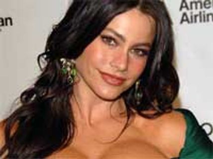 Sofia Vergara acting in The Three Stooges?