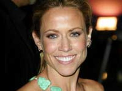 Sheryl Crow writes a new cookbook