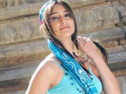Ileana blames Meher Ramesh for Shakti disaster