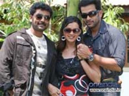 Narain replaces Prithviraj in Veeraputhran?