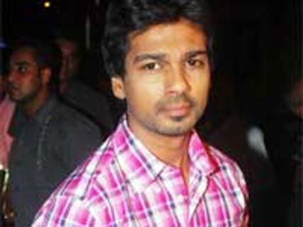Nikhil Dwivedi plays a rowdy in Shor in The City