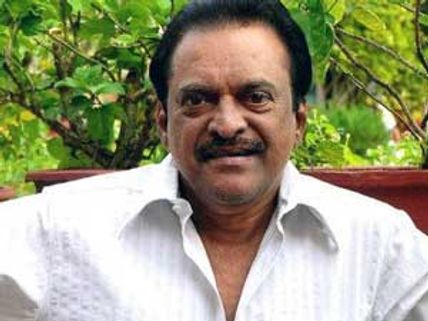 Hariharan's next is based on Randamoozham