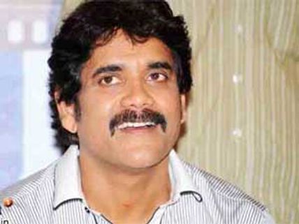 Nagarjuna turns Sai Baba