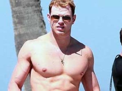 Kellan Lutz shirtless in Love, Wedding, Marriage clip