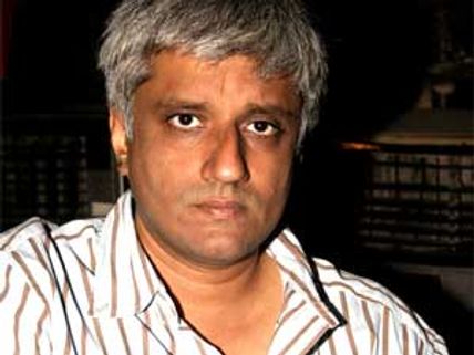 Vikram Bhatt to make an erotic thriller