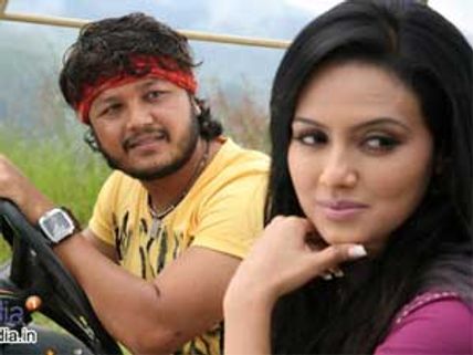 Kool - Movie Review: It is not at all hot maga