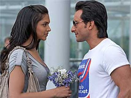 It's Cocktail time for Saif and Deepika