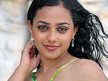 Nithya Menon back to Sandalwood with Jogayya
