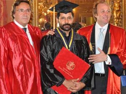 Vikram gets honorary doctorate