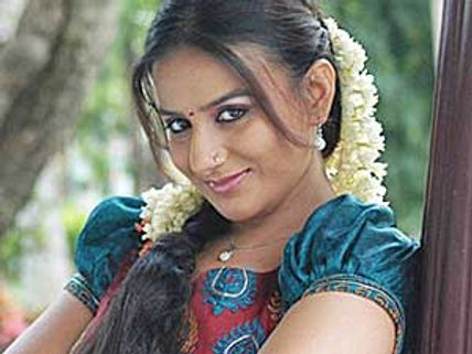 Pooja Gandhi gets stay order on media
