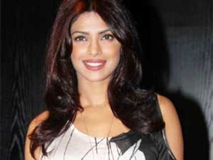 Priyanka not in Barfee schedule