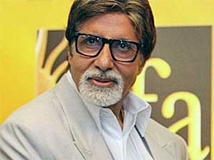 Amitabh to play a cameo in Anupam's film