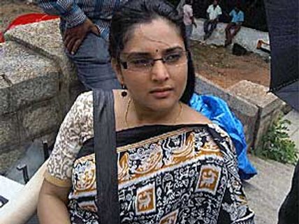 Ramya's first look in Sidlingu