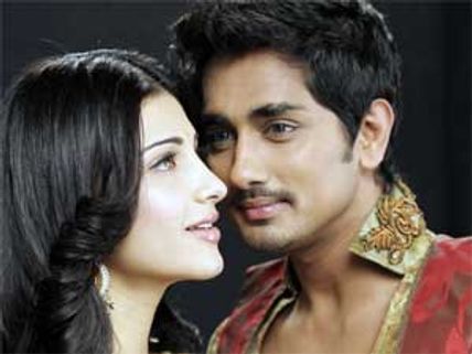 Shruti Hassan is my co-star, says Siddharth 