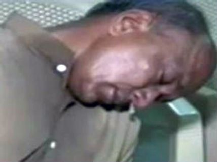 Hiriyur Raghavendra attempts suicide in front of media