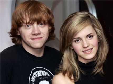 Rupert Grint's unnatural kiss with Emma Watson