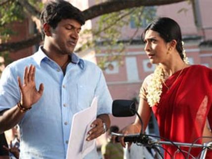 Puneet Rajkumar, Radhika Pandit bag Suvarna Film Awards