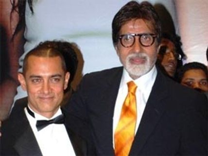 Amitabh takes a dig at Aamir