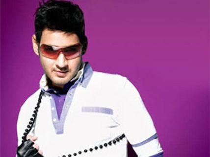 Mahesh Babu gives nod for KV Anand's project