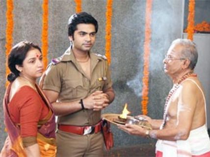Simbu experimenting with Tirunelveli dialect in Osthi